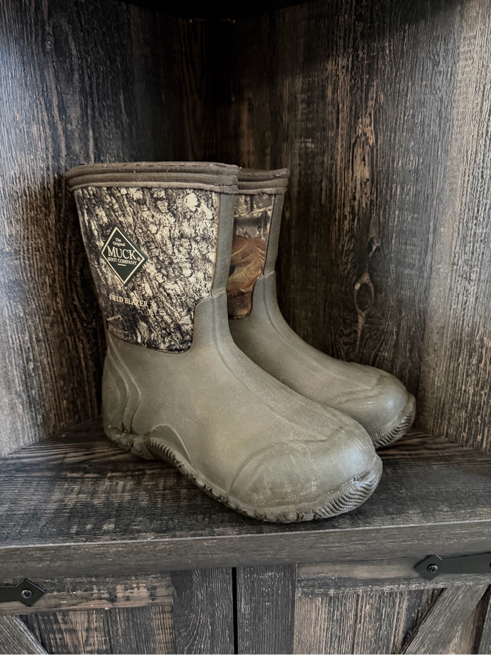 Muck Boot Company Kids' Olive Brown Camouflage Field Blazer Boots